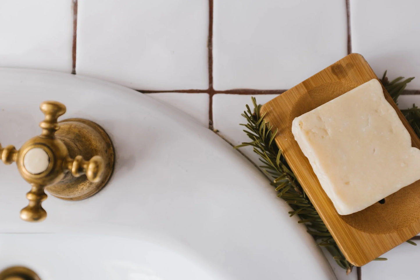 Rosemary FACE & BODY CLEANSER BAR + Mesh Scrub